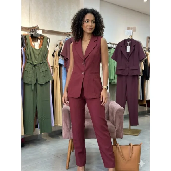Colete longo e calça social para looks femininos Conjunto feminino social com colete longo e calça social