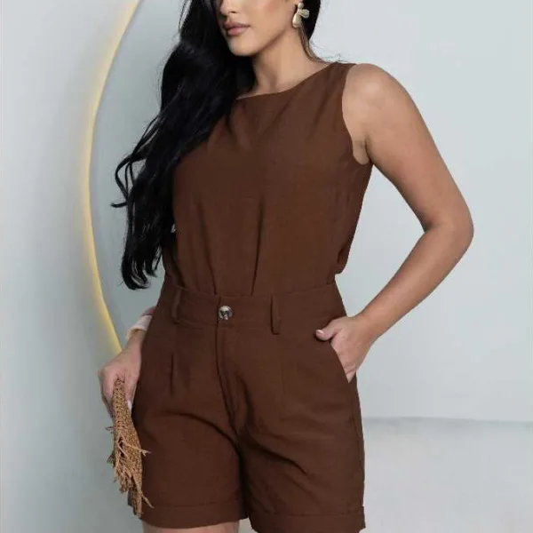 Conjunto Feminino Social com Short e Colete Básico Conjunto feminino social com short e colete de gola redonda
