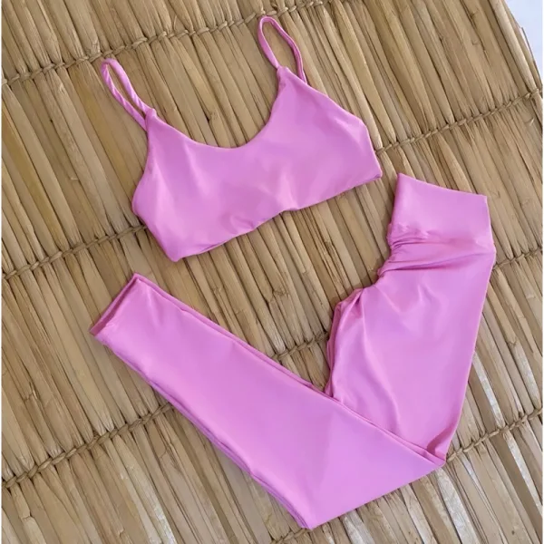Conjunto Fitness Feminino com Calça Empina Bumbum Conjunto de calça fitness feminino para academia com modelagem empina bumbum