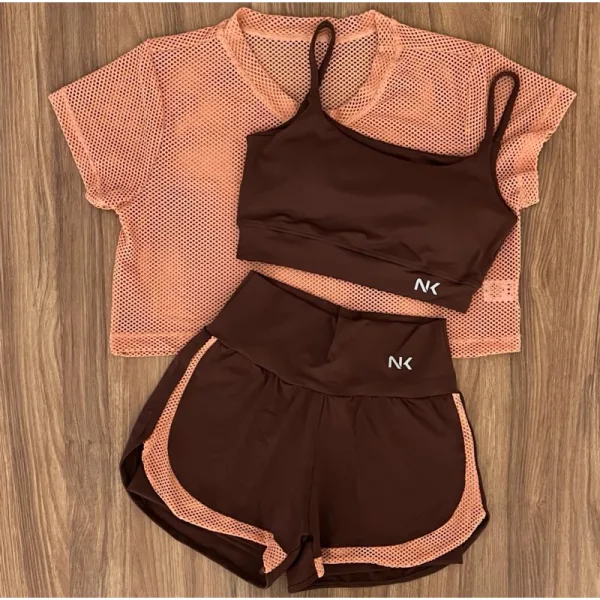 Conjunto fitness feminino com short duplo e 3 peças Conjunto fitness feminino com short duplo e três peças