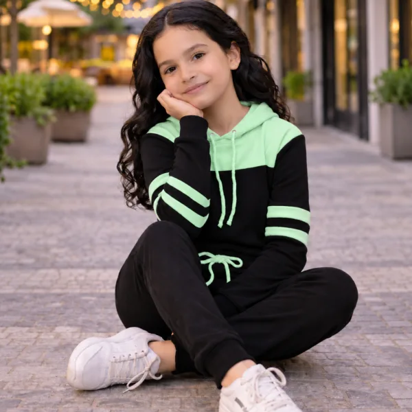 Conjunto Infantil Menina com Calça e Blusa Manga Longa Conjunto infantil para menina com calça e blusa de manga longa em diversas cores