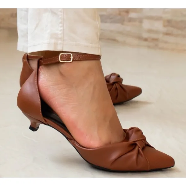Scarpin Catarina com Laço e Salto Baixo | Shopee Scarpin Catarina aberto com laço e salto baixo