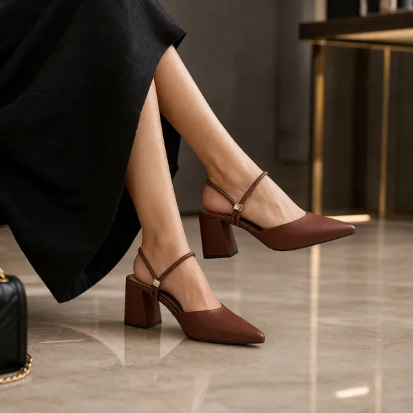 Scarpin Mule Feminino com Salto Bloco e Conforto Scarpin mule feminino com salto grosso bloco em várias cores
