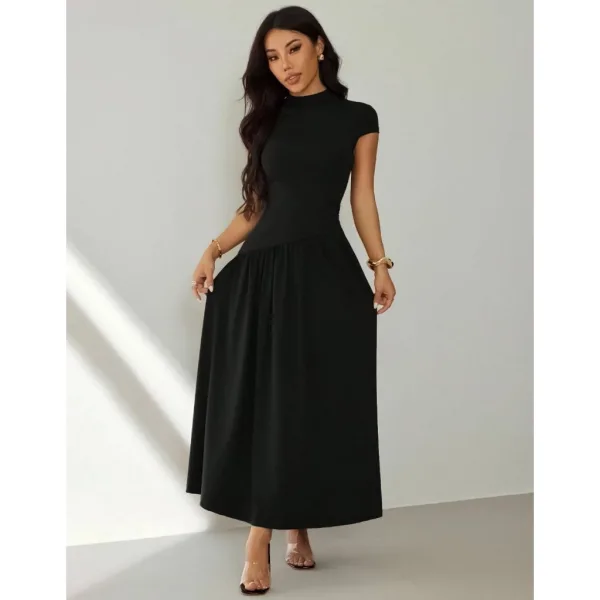 Vestido Midi Assimétrico Elegante para Looks Casuais Vestido midi feminino casual com manga curta, gola alta e design assimétrico