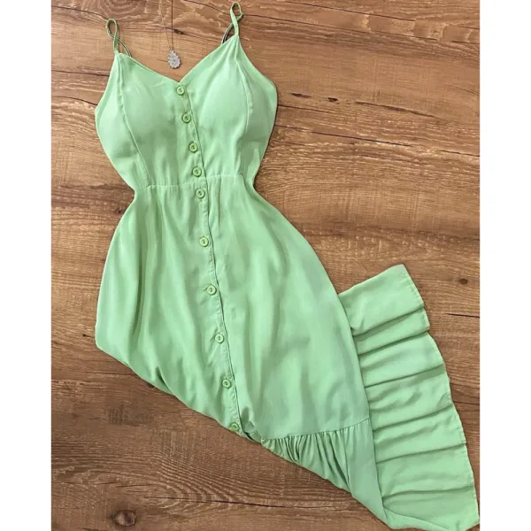 Vestido Midi Feminino com Babado e Botões Vestido feminino midi com babado, botões, alça e bojo
